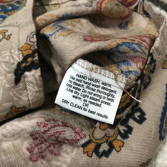 Pendleton Vintage Paisley Top Long Sleeve Brown Multicolor Pit to Pit 20” - Picture 11 of 15